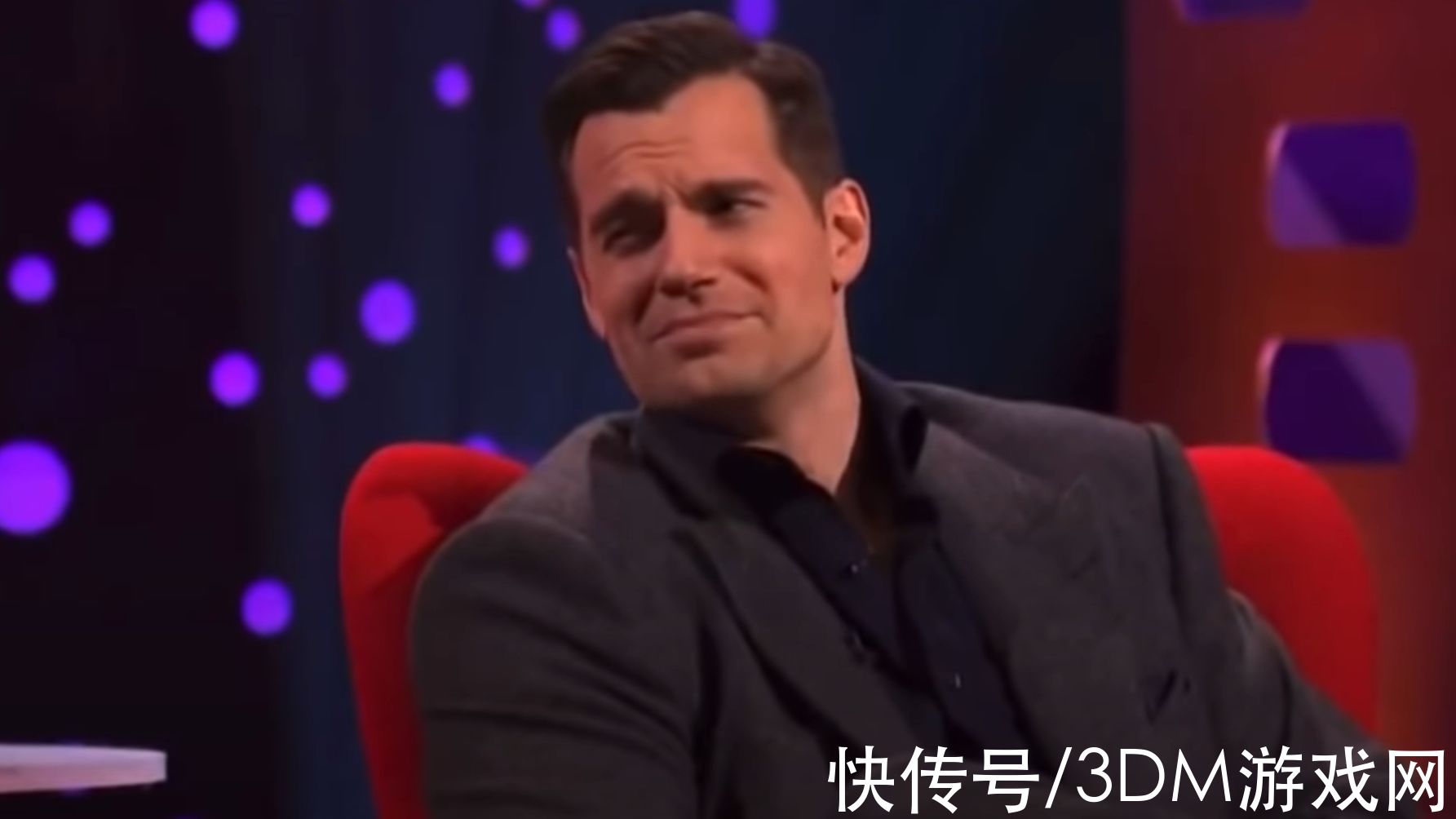 亨利·卡维尔参加综艺安利《战锤》还拉上了荷兰弟