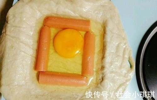 好吃|用手抓饼做三明治，美味可口又好吃，几分钟就学会