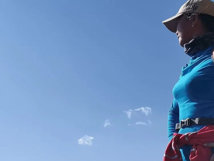 指南村|登顶东川小牯牛山——慈悲殿