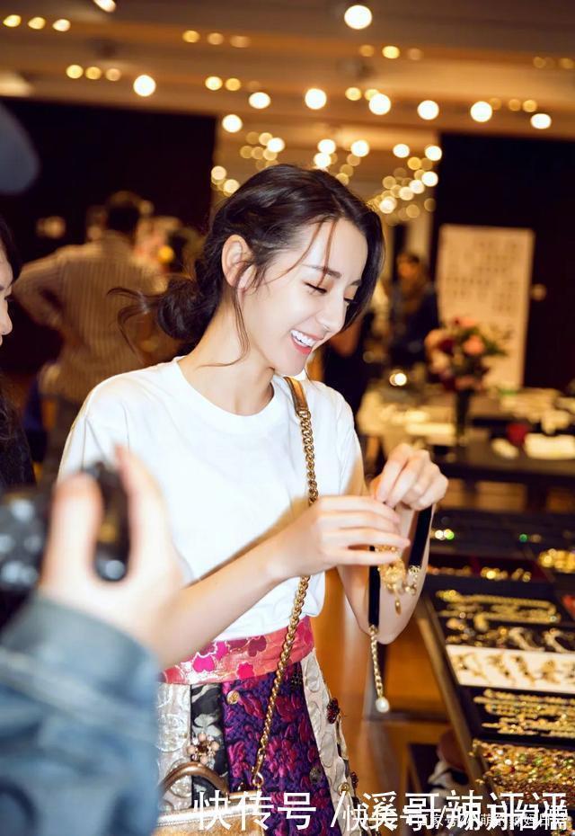 马尾辫|马尾辫已经落伍了!今年最流行这3款“扎发”,谁扎起来都特别美