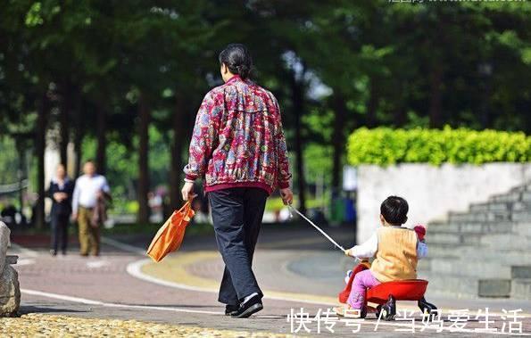 家和万事兴|“爸妈一走,爷奶撒手”一种“假带娃”正流行,揭露万千父母之殇