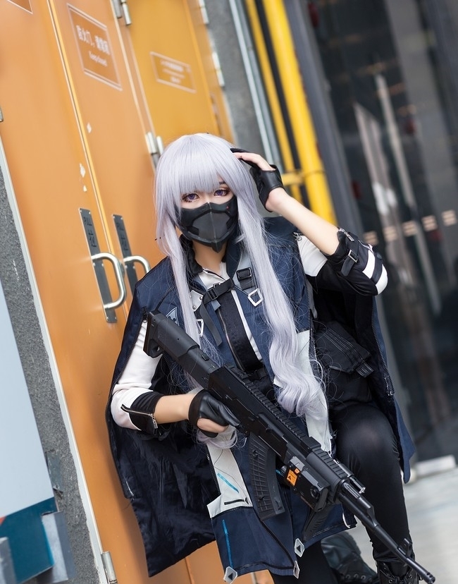 《少女前线》AK12cosplay