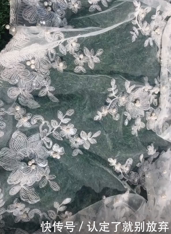 完美|女子将汉服和婚纱的完美结合,当她转圈时,网友:天仙下凡