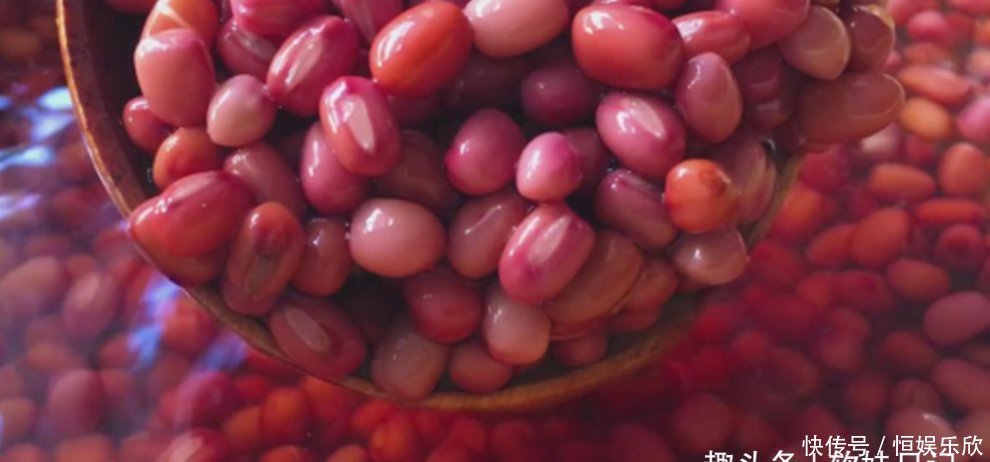  糯米别做糍粑了，加一碗红豆，孩子最喜欢了，吃上一次念念不忘