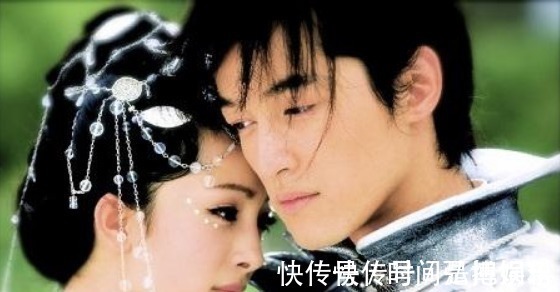 洛瑾!宠文她是王府唯一嫡女,出生时全城櫻花绽放,9个哥哥排队宠!