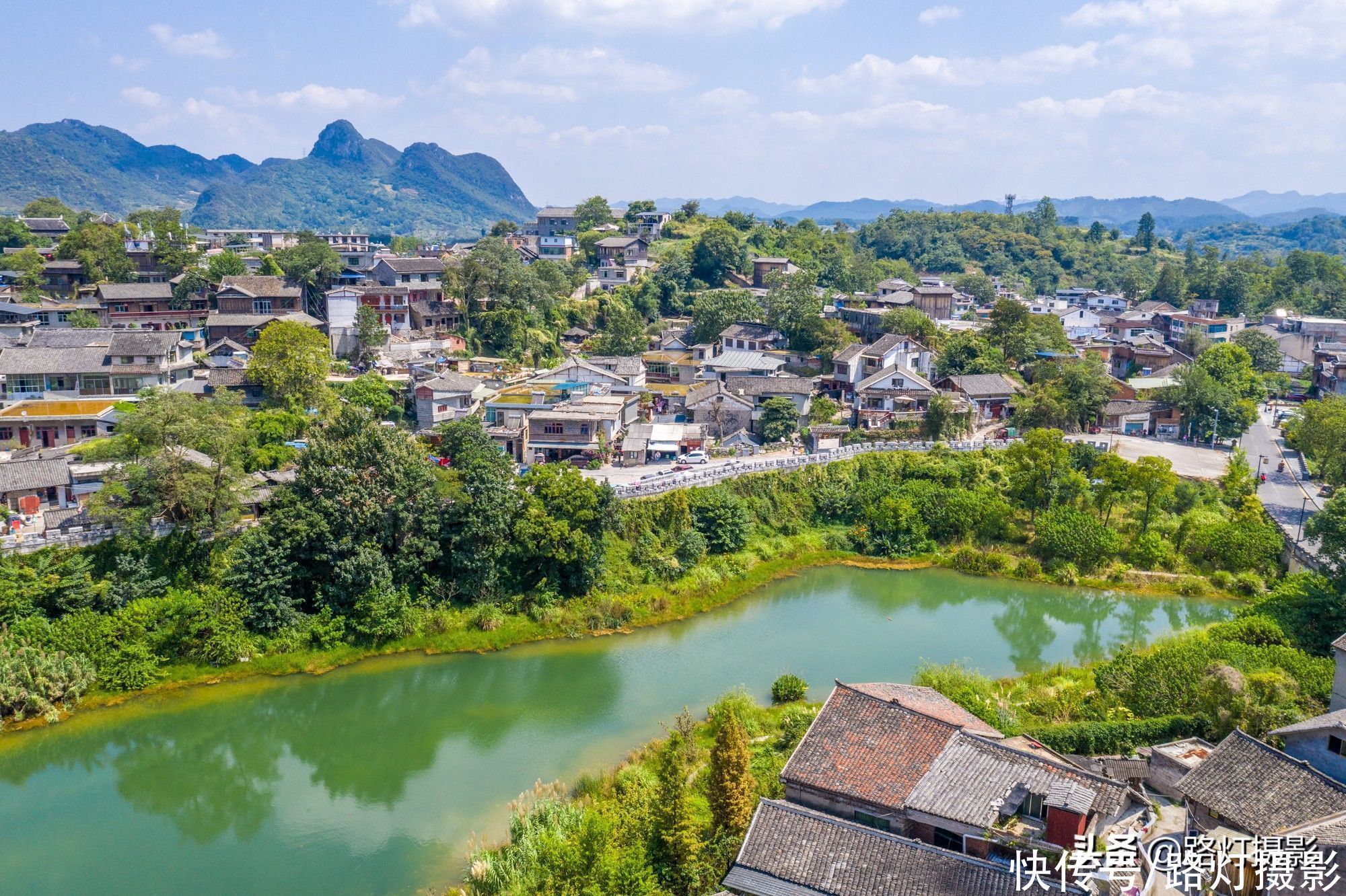 城市|中国夏天最凉爽的4个城市，既好玩又能避暑，景色怡人美如画