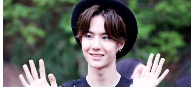 她最有可能成为“湖南台一姐”,突然全身瘫痪,靠坐轮椅生活