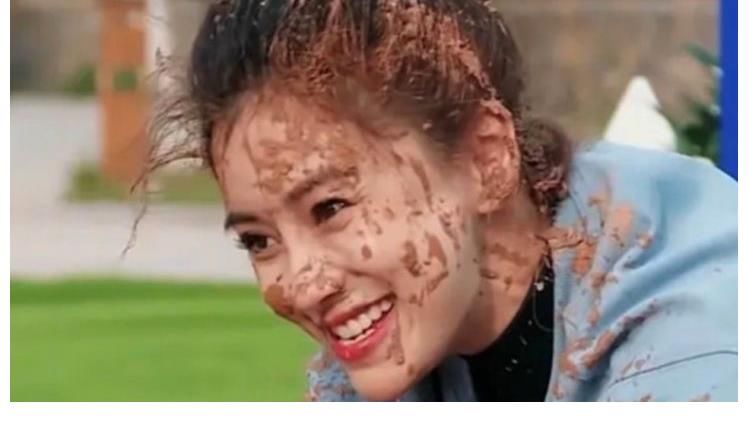 惡意剪輯|跑男互毆事件發(fā)酵，baby發(fā)文疑退出跑男，欄目組表示無所謂