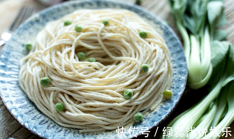 血管堵塞|血脂高可以吃玉米吗?提醒:甘油三酯超标的人,少吃3种食物