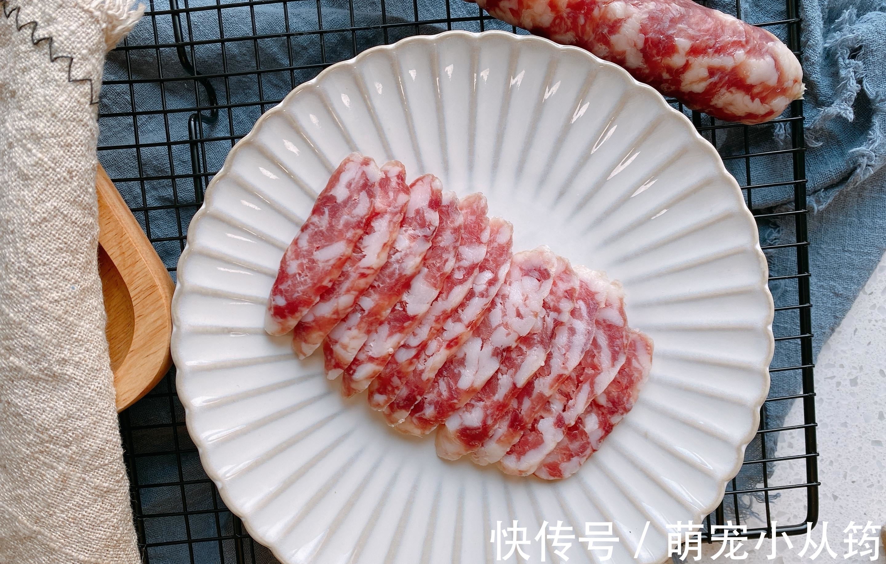 要灌香肠的收藏,几十年的配方,做法配方详细讲解,香肠鲜香入味