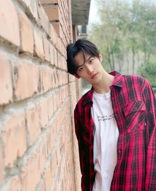 2021创4青3热度最高宝藏男孩：王一博学霸师弟上榜，梁森不敌TA？