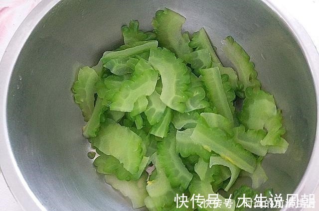 苦味|天然“胰岛素”被发现,每天炒一盘,解毒降糖,冬天记得吃一些