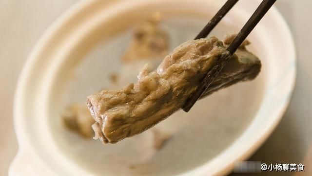 浮沫|炖排骨汤开始就错了，难怪不好喝，教你饭店不外传的秘方，太香了