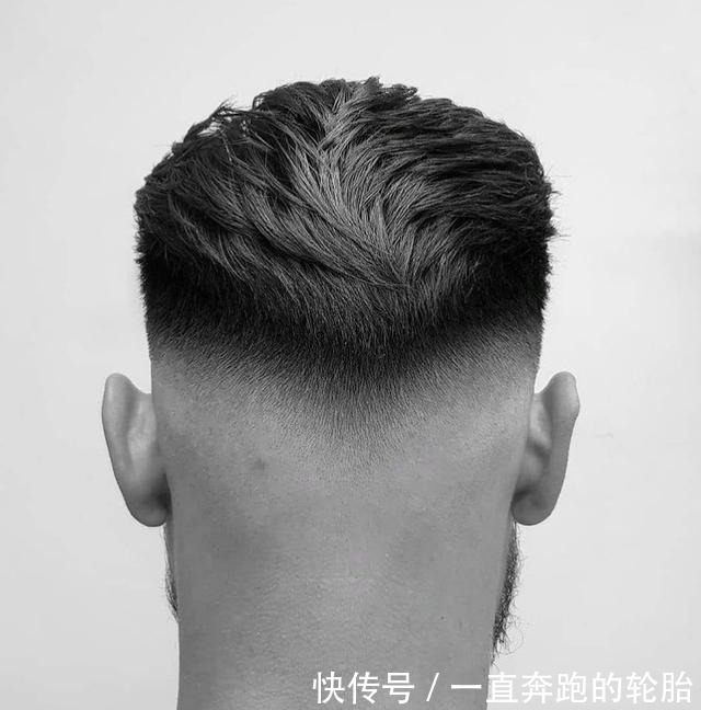 造型 适合50岁大叔的三款发型,清爽干净显魅力,有品位的男士都在剪