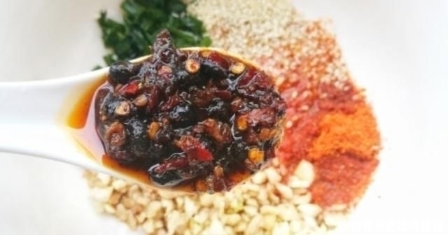 面条这样做,两碗没吃够,做法简单,大人小孩都爱吃!