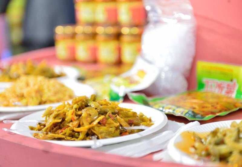 封面新闻|泡菜榨菜致癌是误解!专家辟谣:不仅安全,还有益健康