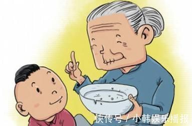 宝妈|姥姥怕孙女太热，把纸尿裤剪成镂空，网友：太有创意了