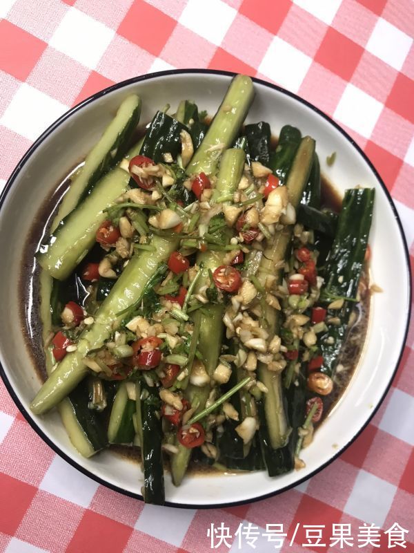 没有什么是一份凉拌青瓜解决不了的