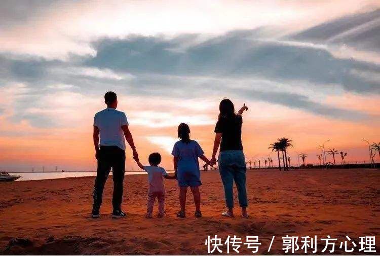 青春期|如何应对青春期焦虑症?家长可以试试从这几个方面引导