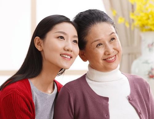 补充营养|更年期并不可怕，坚持做好“5件事”，和潮热失眠说拜拜