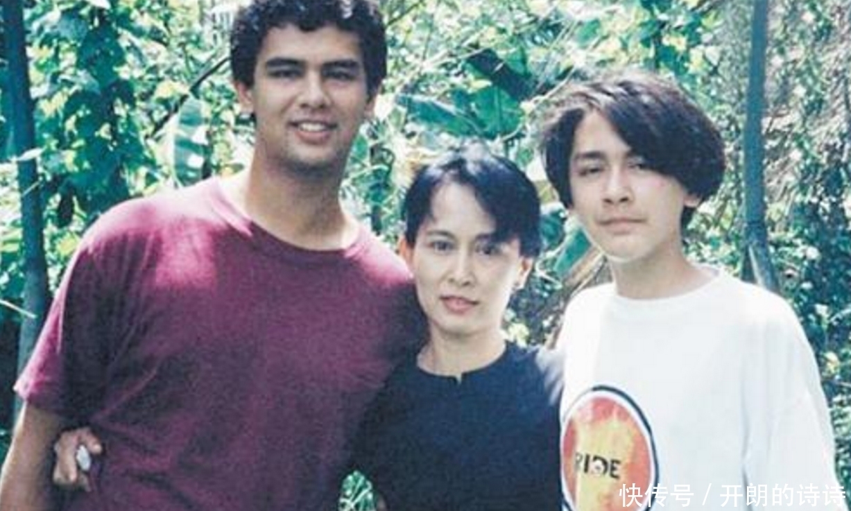 超越|昂山素季: 她为何无法竞选总统? 不是总统, 权力却超越总统