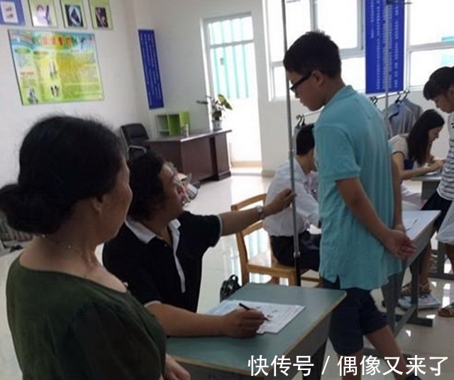 落选|因身高过低自卑,花16万断骨增高7.2厘米的李亚诺,后来怎样了?