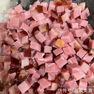 腊肉|好吃的腊肉豆角焖饭,是不是很有食欲呀