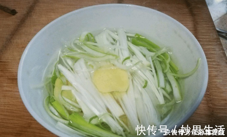 饺子馅|59岁老师傅说调饺子馅时,有2种料不可缺少,少一种饺子都难吃