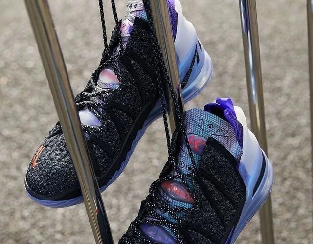 aj5 姆巴佩联名詹姆斯这双跨界诞生的LBJ18你爱了吗!
