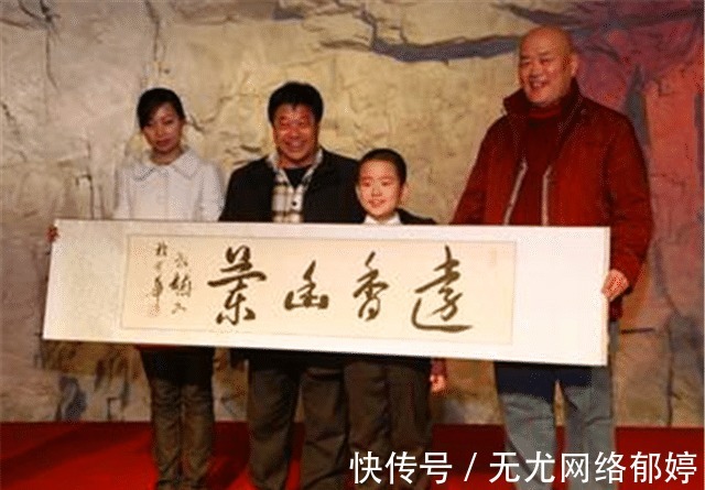 仲永|10年前书法神童成现代版“方仲永”，一手“江湖书法”谁之过？