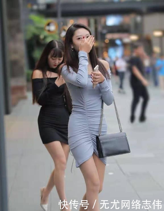 最能体现|一字肩连衣裙怎么穿好看?简洁修身的版型很显气质,尽显女人魅力