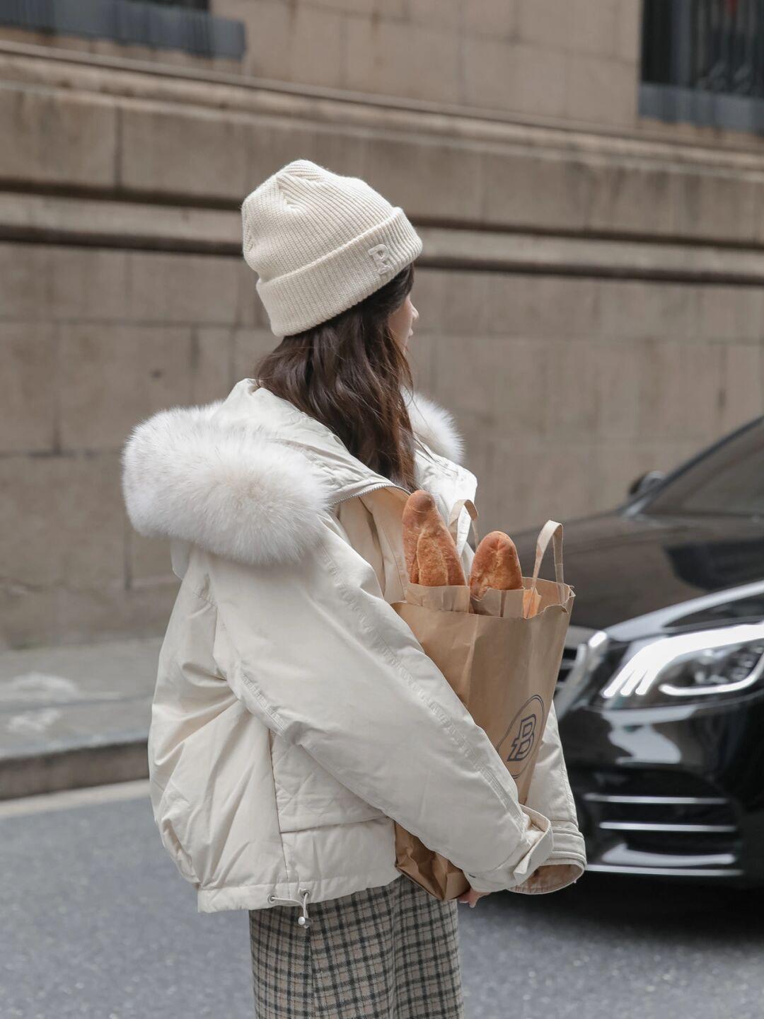 学院风|冬天怎么能少得了一身黑的穿搭呢?保暖不说还很时尚!