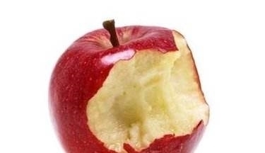 早上|每天早上空腹吃一个苹果，对身体好处多，但有2类人不适宜吃