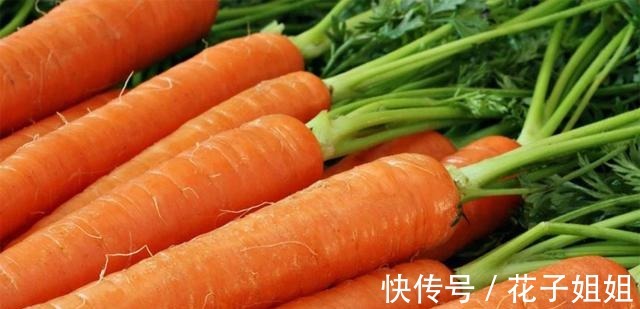 西蓝花|冬天皮肤干燥,别光喝水,8种“高维C”食物要多吃,水润气色好!