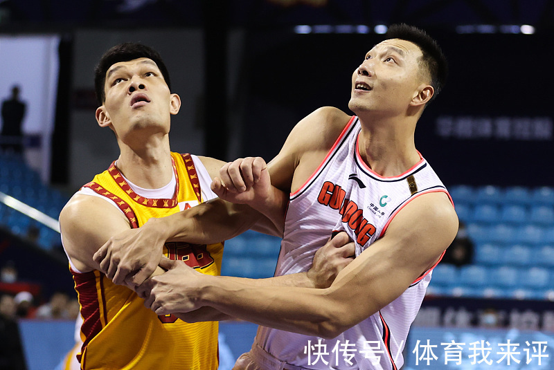 输球|山西输球难掩一人高光!高塔轰17+5,力扛易建联,成球队关键球员