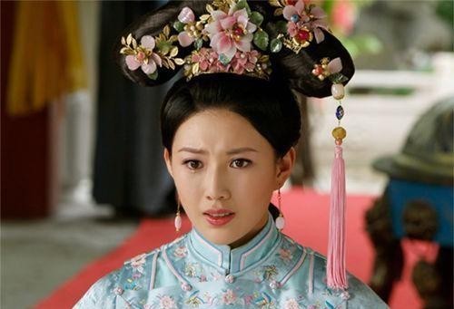 皇后|清朝唯一独立谥号的皇后,皇帝两次为她大赦天下,表妹是雍正至爱