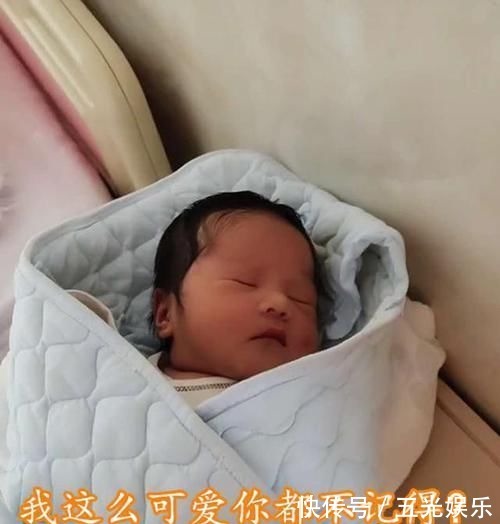 宝妈|“最粗心妈妈”生完娃回家,将宝宝落在了医院,网友:一孕傻三年