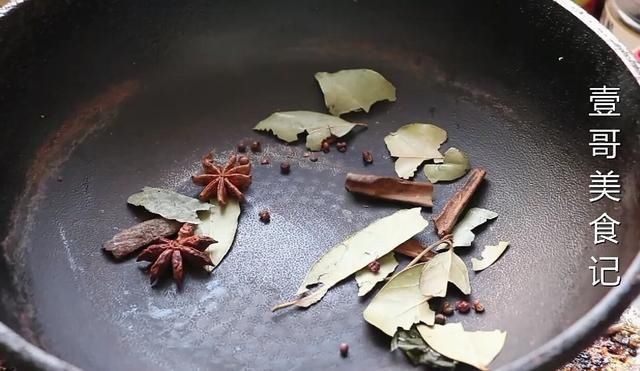 白萝卜怎么做最好吃,大厨教你,加1碗花生米,开胃下饭又解馋