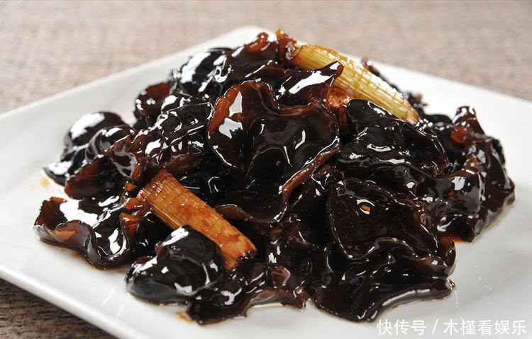 2种适宜心血管病人的理想食品！常吃可减少血液凝块，预防冠心病