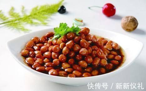 半个月|提个醒，每天坚持空腹吃5颗花生，半个月下来，好处不请自来