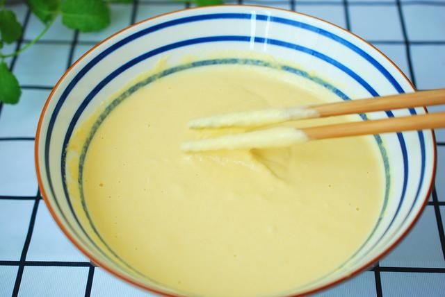 步骤|早餐不知道吃什么?来做这个黄金饼,有菜有蛋简单又营养,好吃