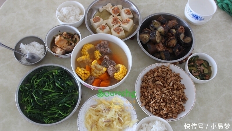 婆婆做的晚餐只需一小时 五菜一汤不足40元 有荤有素简单美味 粉紫色 婆婆做的晚餐只需一小时 五菜一汤不足40元 有荤有素简单美味 粉紫色