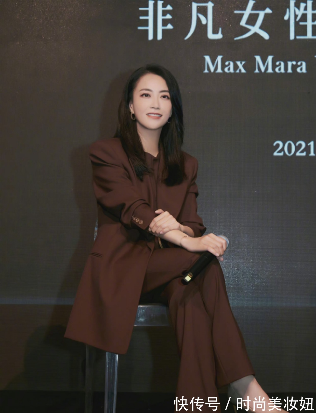 大长腿|霍汶希气质全开了,一身同色系搭配高级霸气,气场不输马伊琍