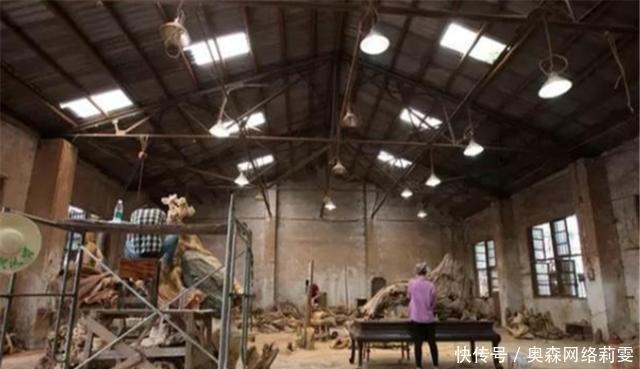 “巨型雄狮”根雕长15米,要价千万,这件艺术品能否顺利卖出?