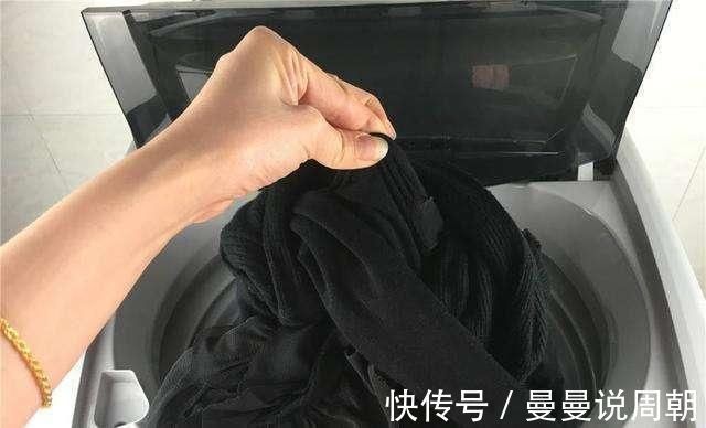 衣服|机洗衣服不能只放洗衣液,关键的几步,让衣服洗得更干净