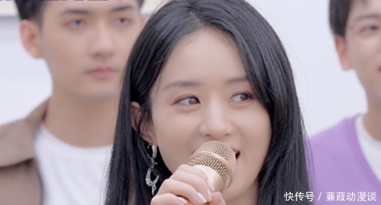 赵丽颖|眼里终于有了光!赵丽颖录节目全程笑脸,8位男星陪玩全程捧场