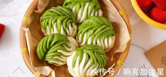 晒晒我家早餐,又香又软营养充足,网友花卷也能怎么惊艳!