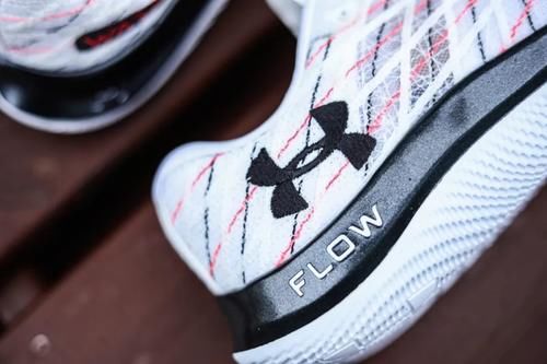 UA Flow｜没有外底？没有问题！