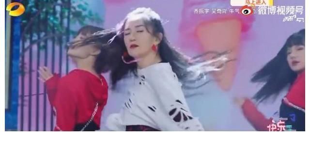 谢娜回《快本》预告，何炅评价包容，丁程鑫拍赵丽颖脸后画风突变