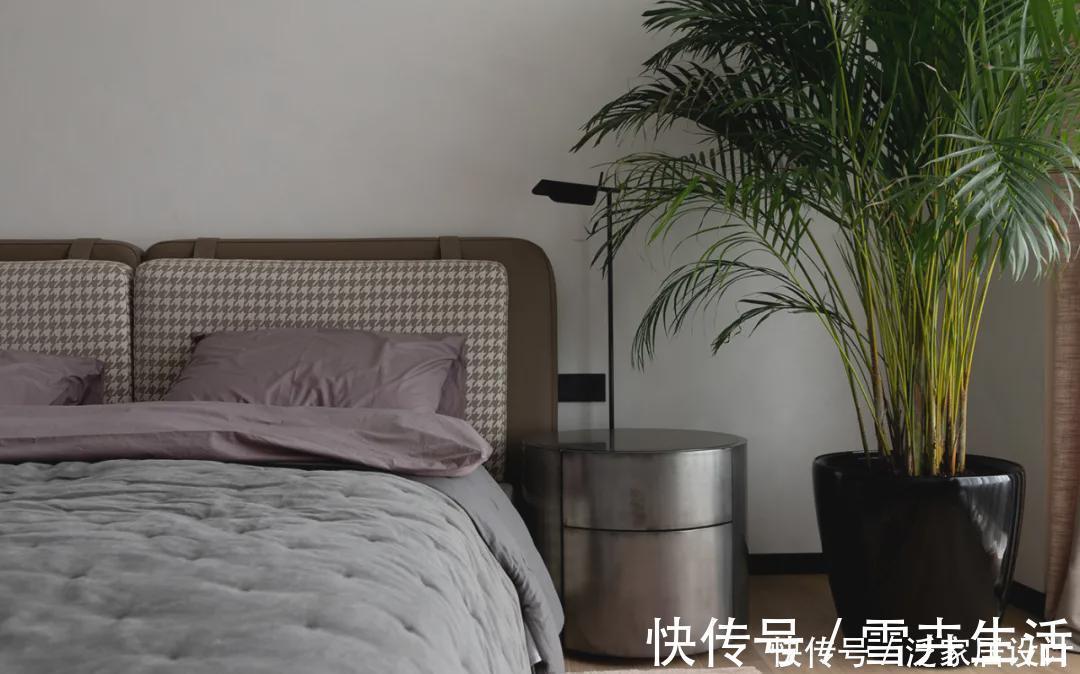 qiji这个100平米的双层住宅,将女性的坚强与柔美发挥的恰到好处!